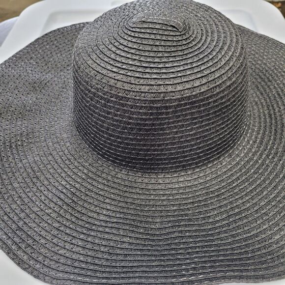 2 Straw Wmns Floppy Hats W/flower Great For Sun Party Outside Red And Black One - Picture 10 of 11